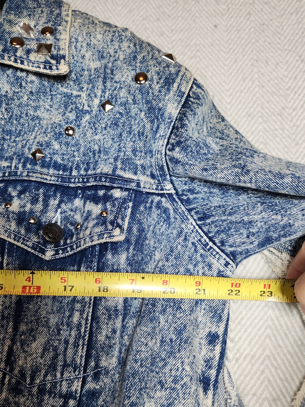 Vintage 80s Fringe Acid-Wash Blue Denim Jacket Studs Beads M/L See  Pics - Picture 7 of 10